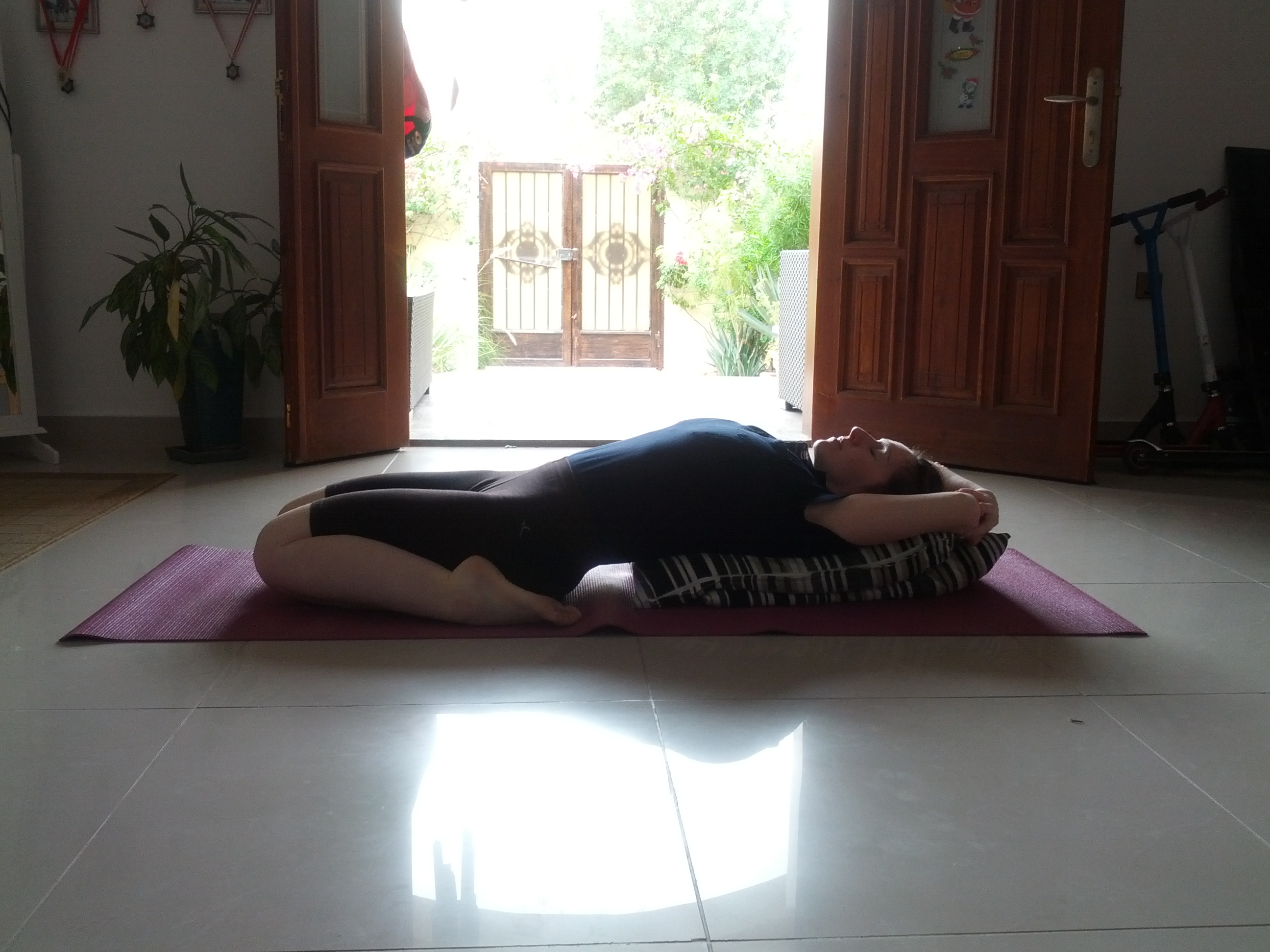 Supta Virasana (Reclining Hero Pose) Benefits, How to Do by Yogi Tara -  Siddhi Yoga - YouTube